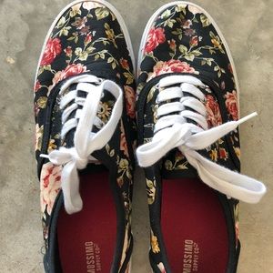 Black Floral Mossimo Sneakers
